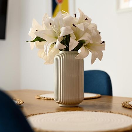 Guest House 121 Charming Apartment Napoli Bagian luar foto