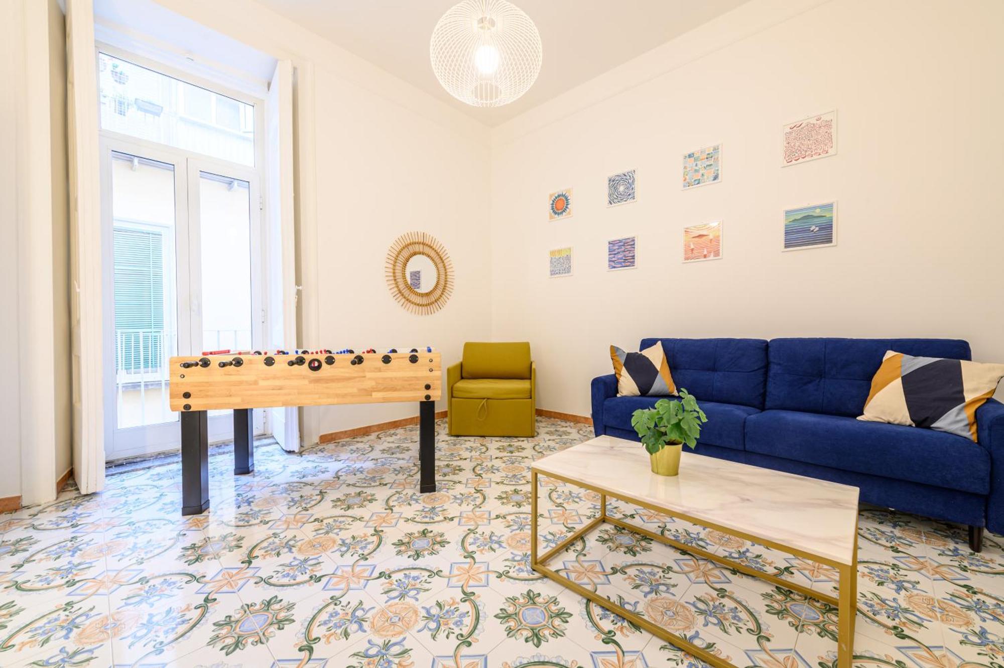 Guest House 121 Charming Apartment Napoli Bagian luar foto
