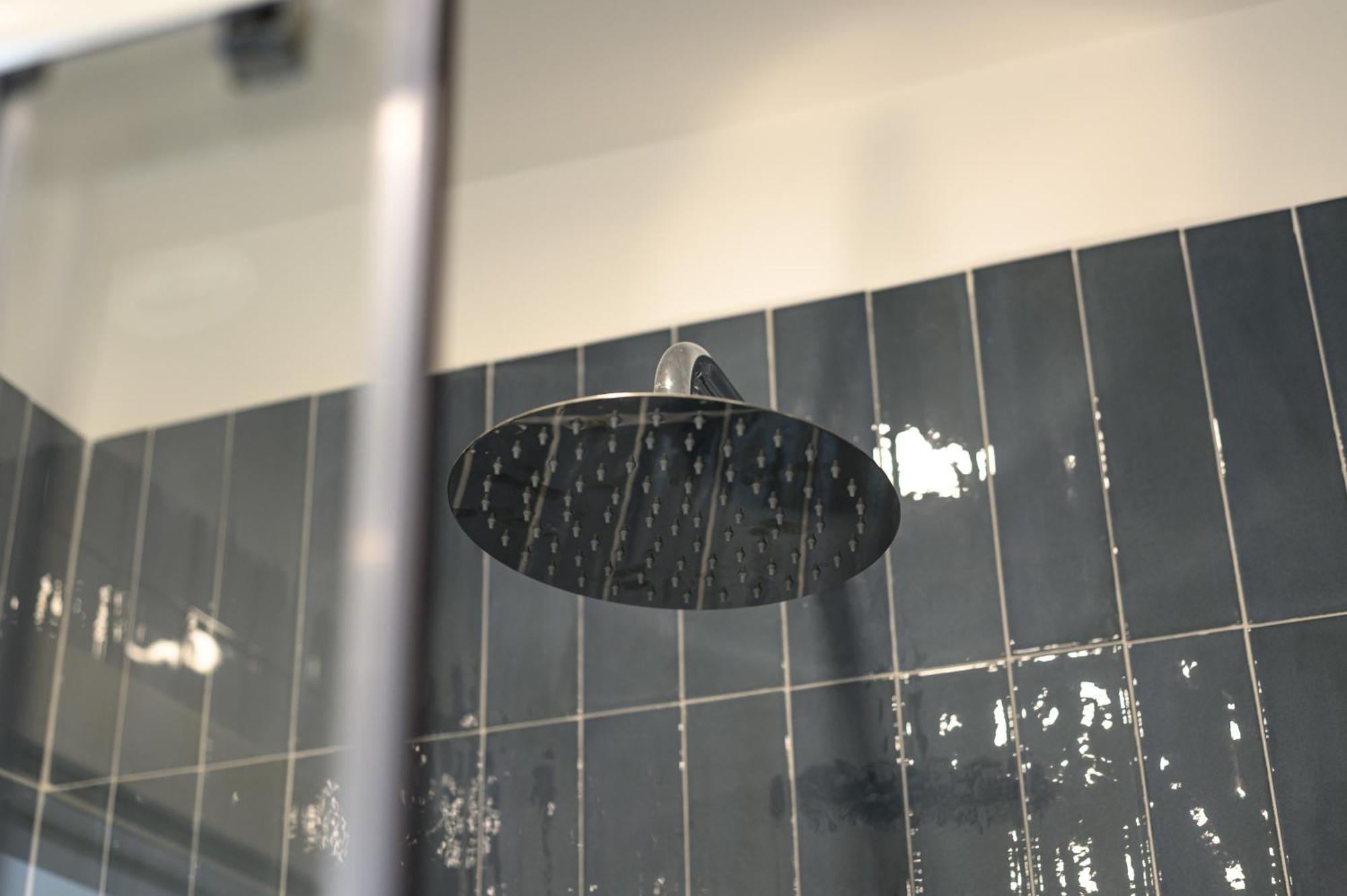 Guest House 121 Charming Apartment Napoli Bagian luar foto